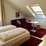 Otel Haus Mechthild Sindelfingen-maichingen Self Check-in