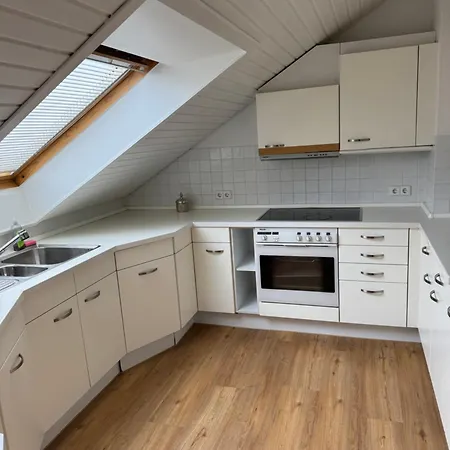 Haus Mechthild Sindelfingen-maichingen Self Check-in Szálloda 3*