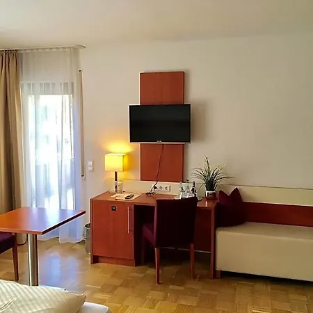 Haus Mechthild Sindelfingen-maichingen Self Check-in Зиндельфинген