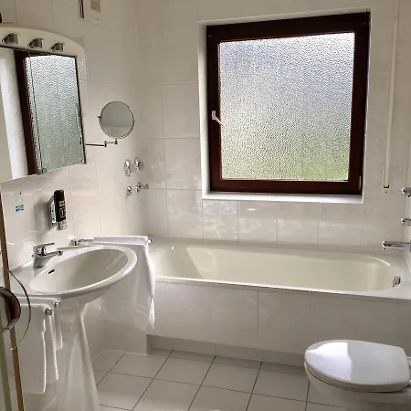 Hotel Haus Mechthild Sindelfingen-maichingen Self Check-in 3*