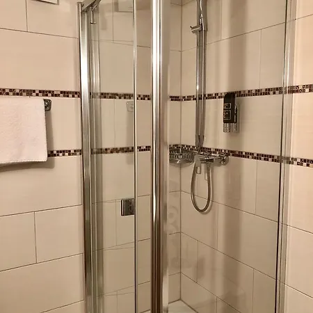 Haus Mechthild Sindelfingen-maichingen Self Check-in Szálloda 3*