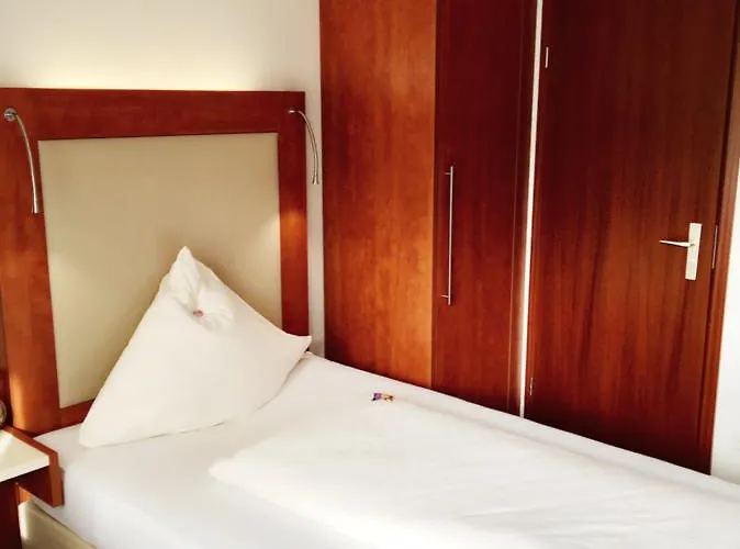 Haus Mechthild Sindelfingen-maichingen Self Check-in Hotel